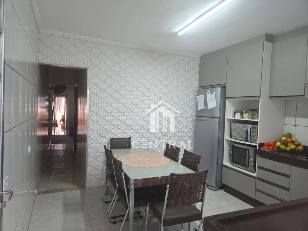 Sobrado, 3 quartos, 235 m² - Foto 3