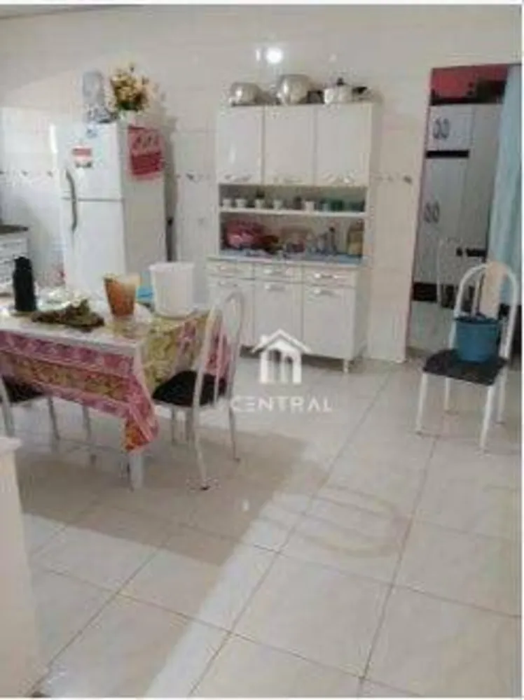 Casa, 3 quartos, 137 m² - Foto 2