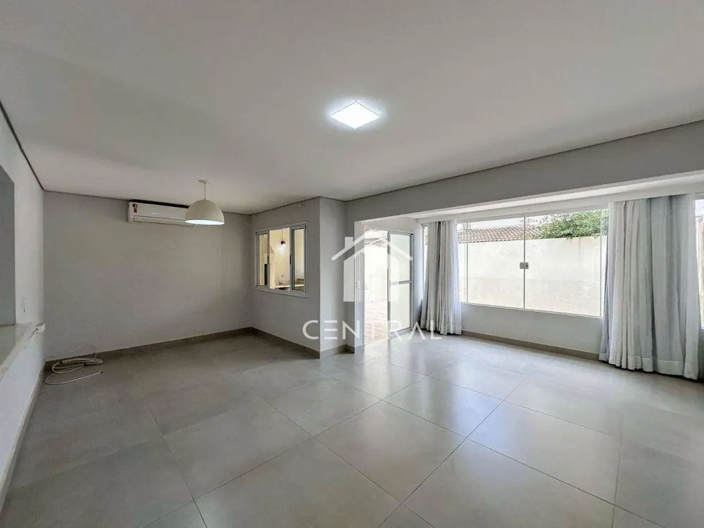 Sobrado, 3 quartos, 180 m² - Foto 1