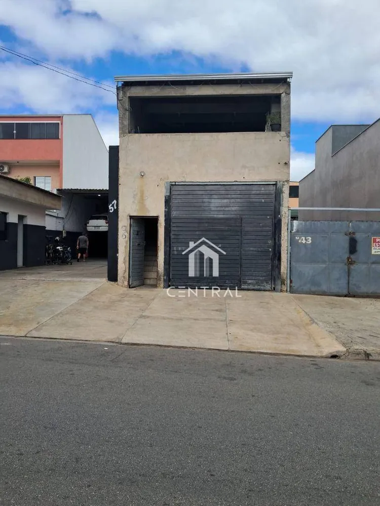 Sobrado, 3 quartos, 184 m² - Foto 1