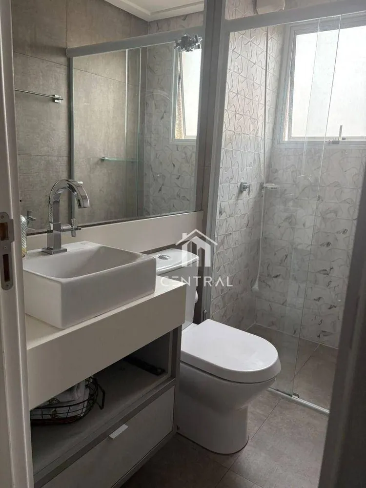 Apartamento, 3 quartos, 72 m² - Foto 2