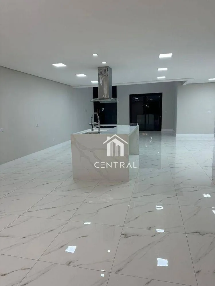 Casa, 3 quartos, 382 m² - Foto 1