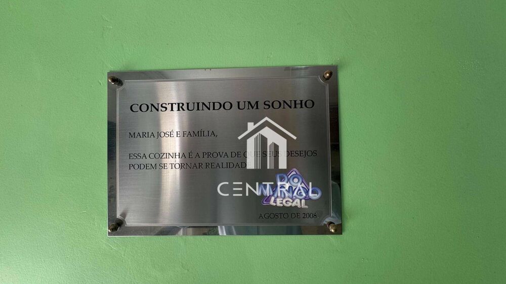 Sobrado à venda com 2 quartos, 180m² - Foto 1