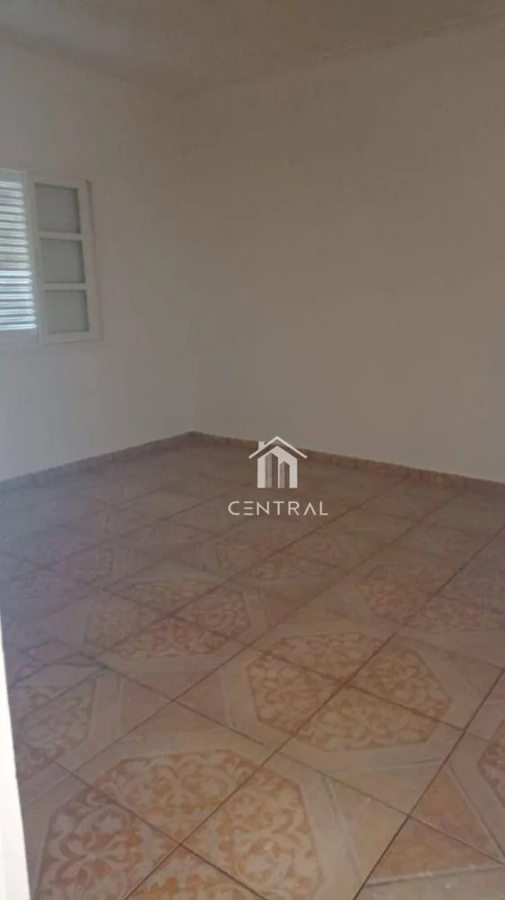 Casa, 2 quartos, 228 m² - Foto 2