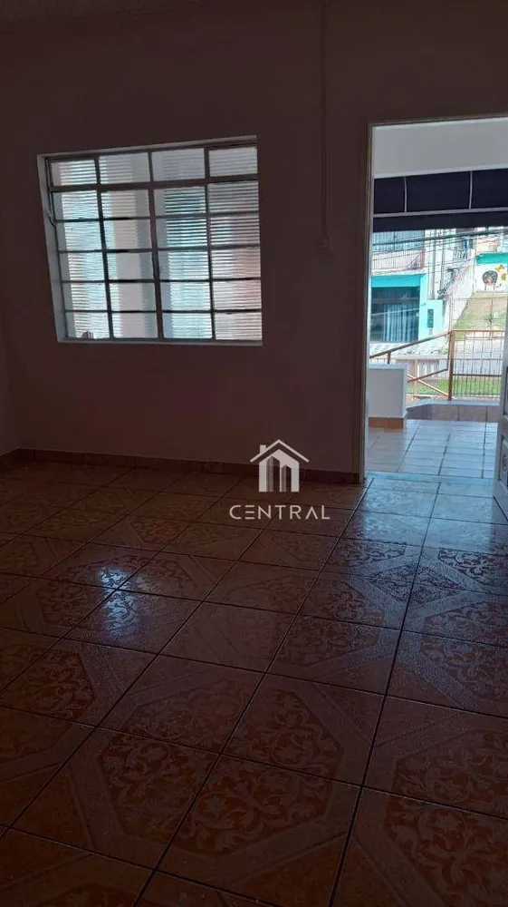 Casa, 2 quartos, 228 m² - Foto 1