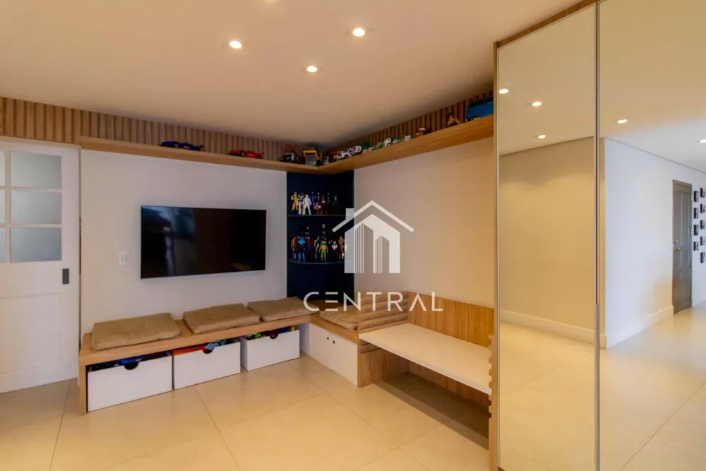 Apartamento, 3 quartos, 182 m² - Foto 2