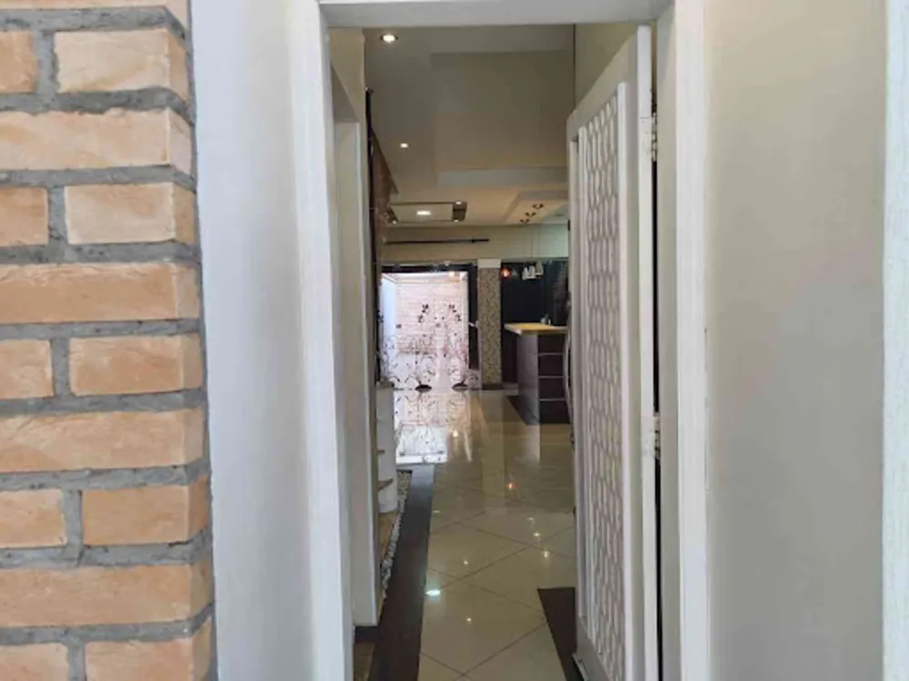 Casa, 3 quartos, 146 m² - Foto 3