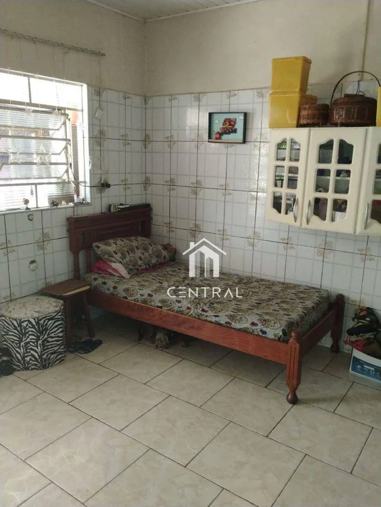 Casa, 3 quartos, 270 m² - Foto 4