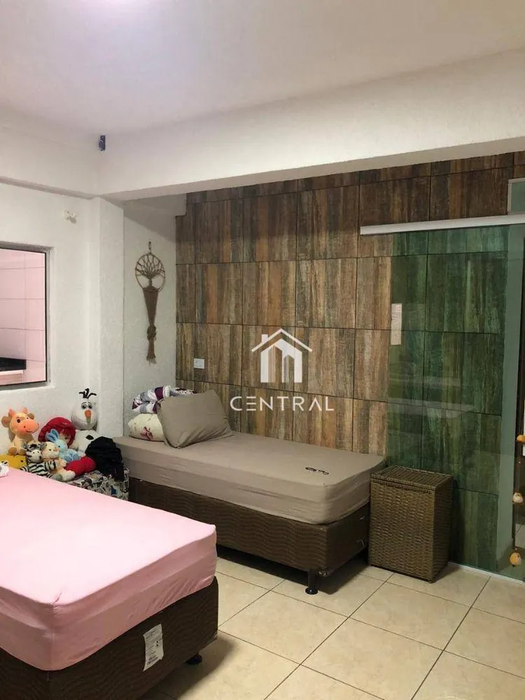Sobrado, 4 quartos, 217 m² - Foto 2