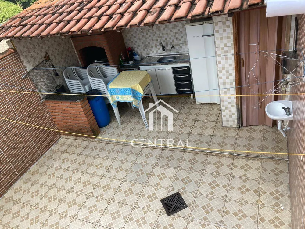 Sobrado, 4 quartos, 217 m² - Foto 1