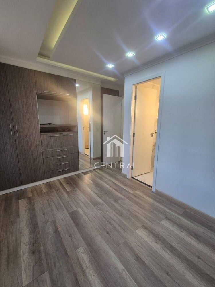 Apartamento à venda com 3 quartos, 77m² - Foto 4