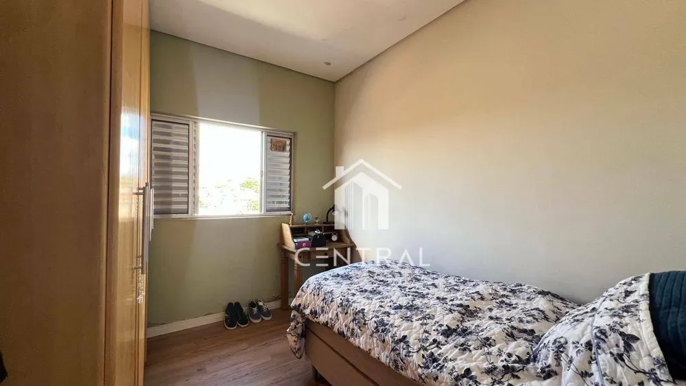 Sobrado, 3 quartos, 200 m² - Foto 1