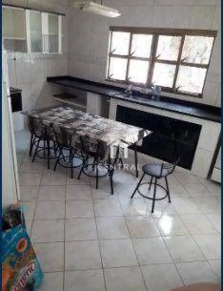 Sobrado, 4 quartos, 240 m² - Foto 3