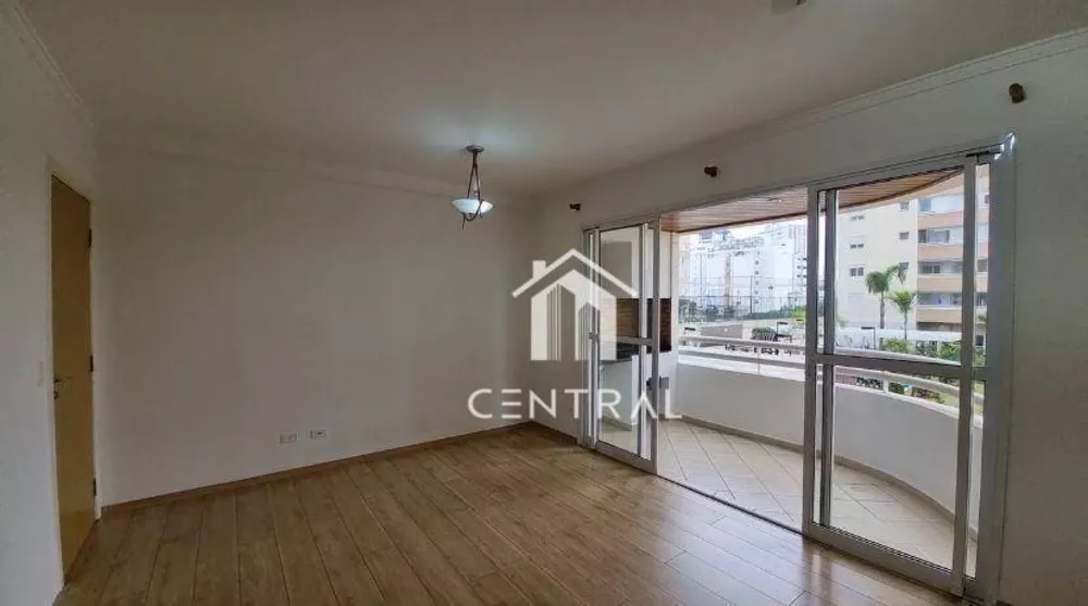 Apartamento à venda com 3 quartos, 94m² - Foto 1