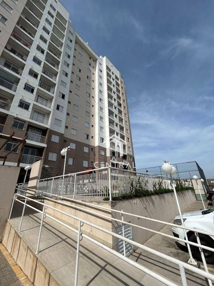 Apartamento à venda com 3 quartos, 77m² - Foto 1