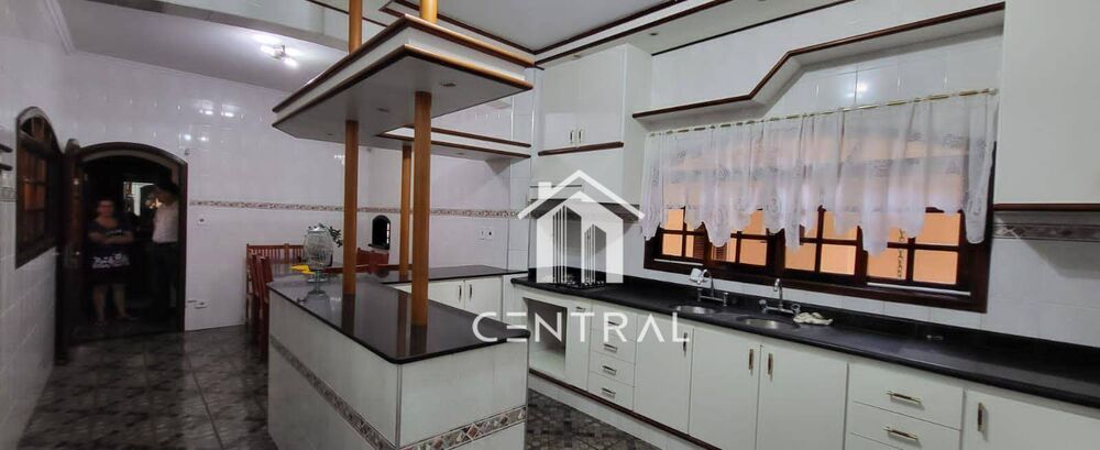 Sobrado, 5 quartos, 550 m² - Foto 2