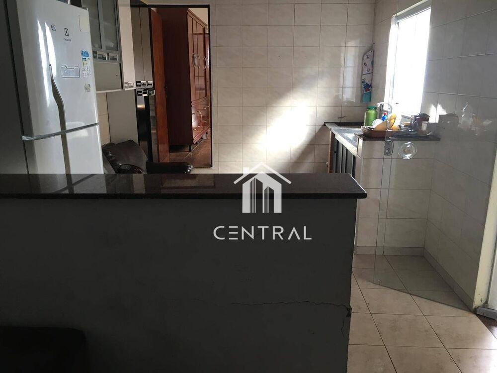 Casa, 3 quartos, 160 m² - Foto 2