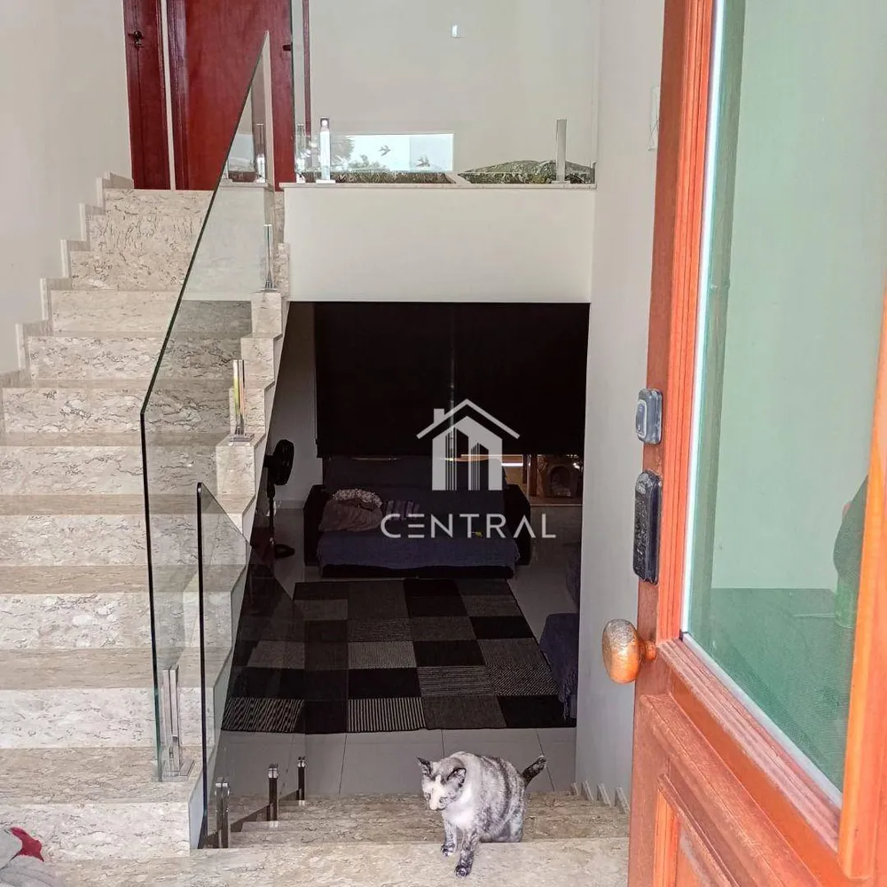Casa, 5 quartos, 358 m² - Foto 2