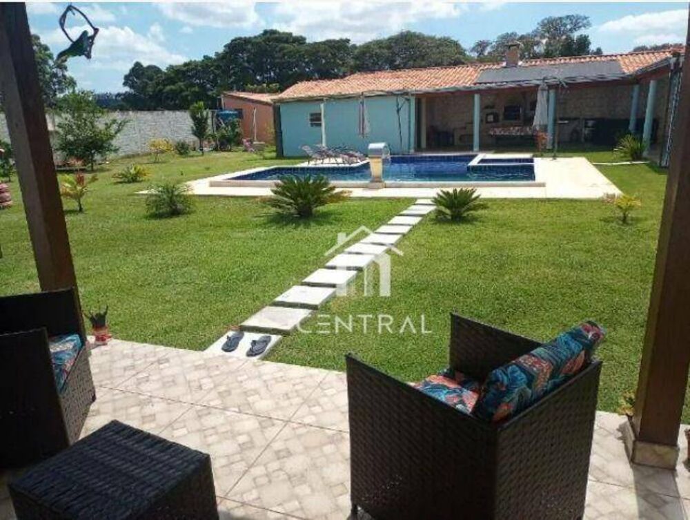 Chácara à venda com 3 quartos, 100m² - Foto 1