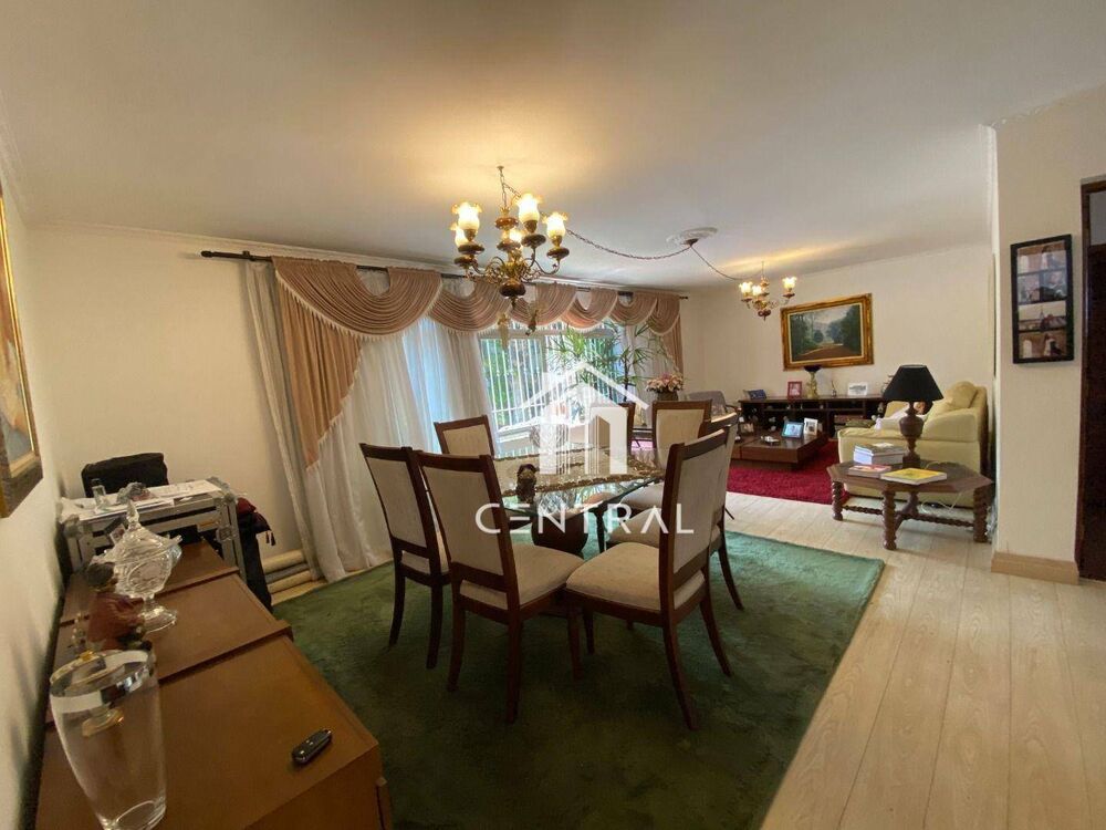 Sobrado à venda e aluguel com 3 quartos, 246m² - Foto 1