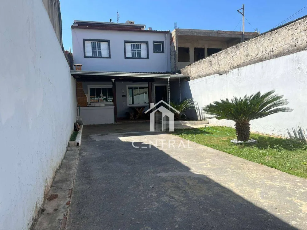 Casa, 1 quarto, 130 m² - Foto 1