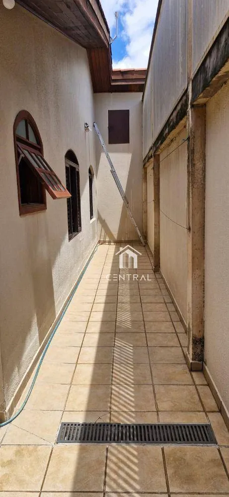 Casa, 4 quartos, 200 m² - Foto 4