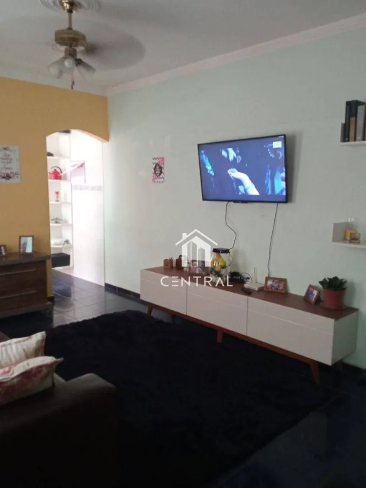Sobrado, 3 quartos, 220 m² - Foto 1