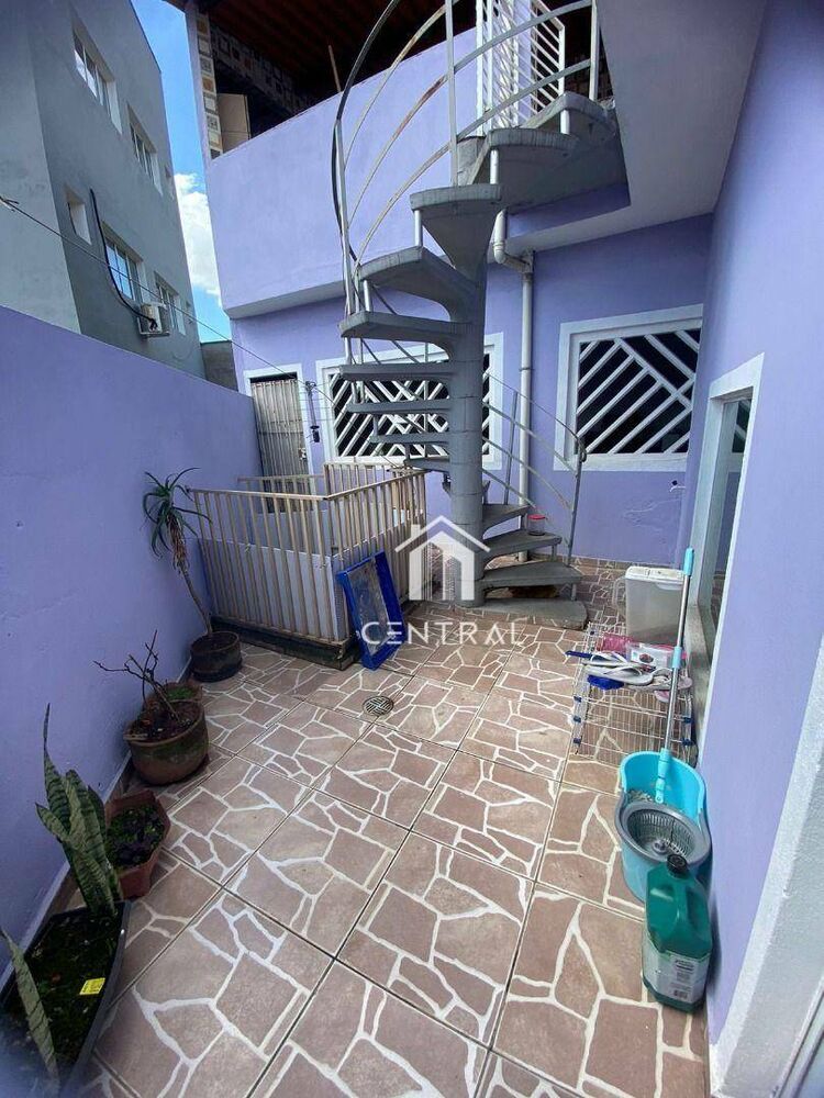 Sobrado, 5 quartos, 200 m² - Foto 4