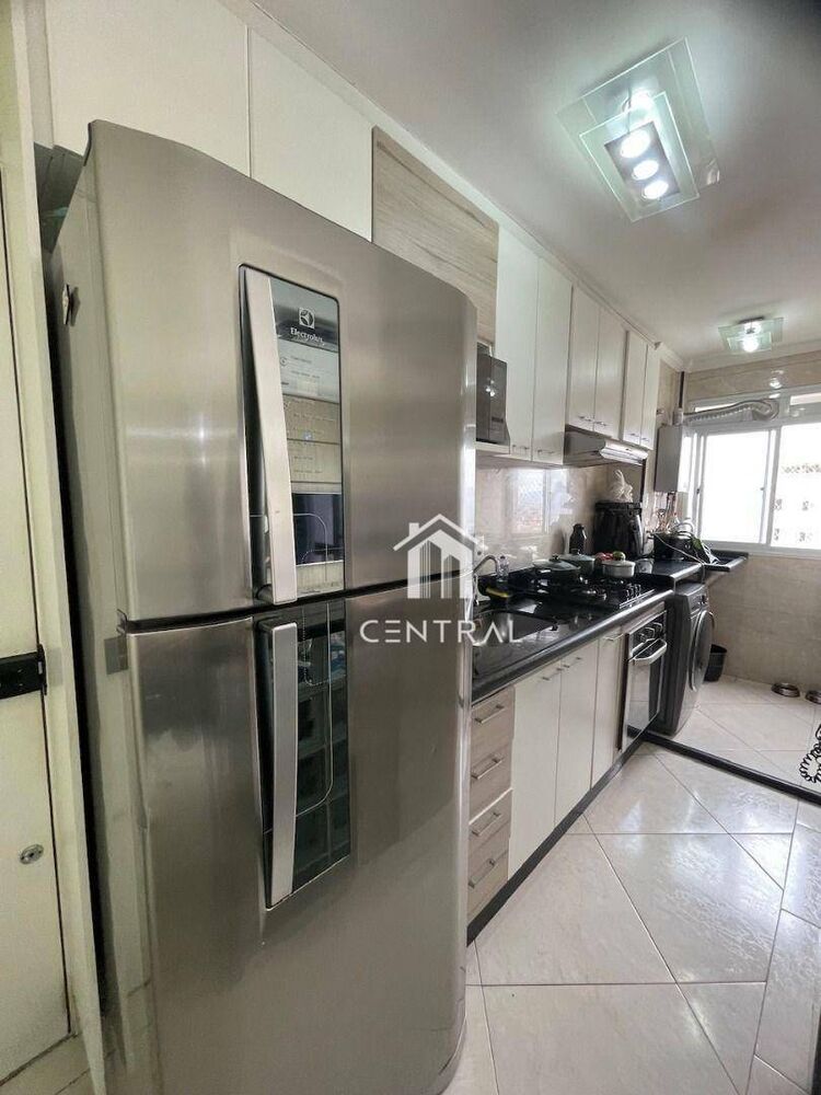Apartamento à venda com 3 quartos, 58m² - Foto 3