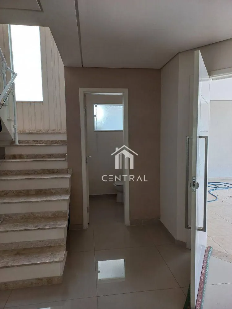 Sobrado, 3 quartos, 244 m² - Foto 4