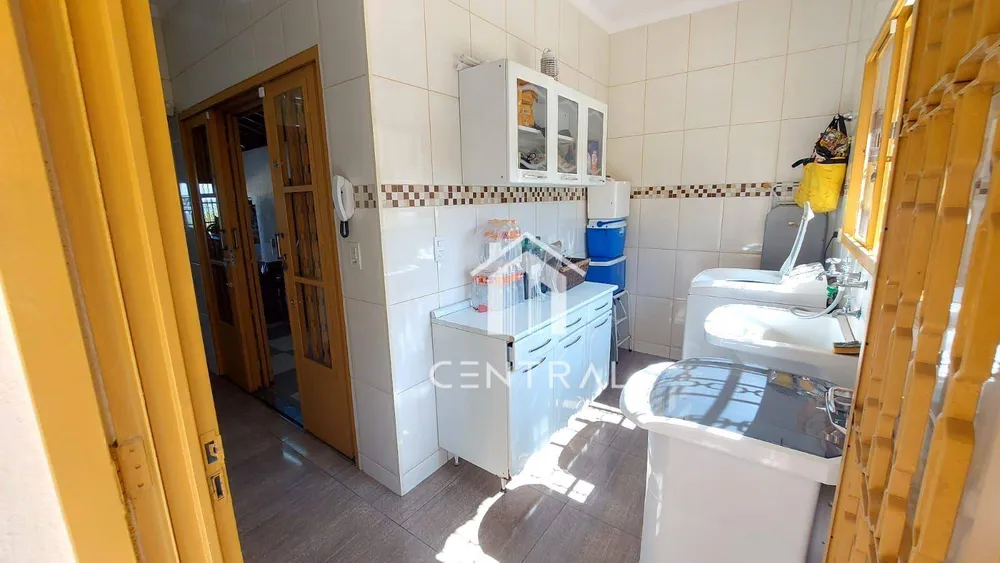 Chácara, 3 quartos, 1250 m² - Foto 2