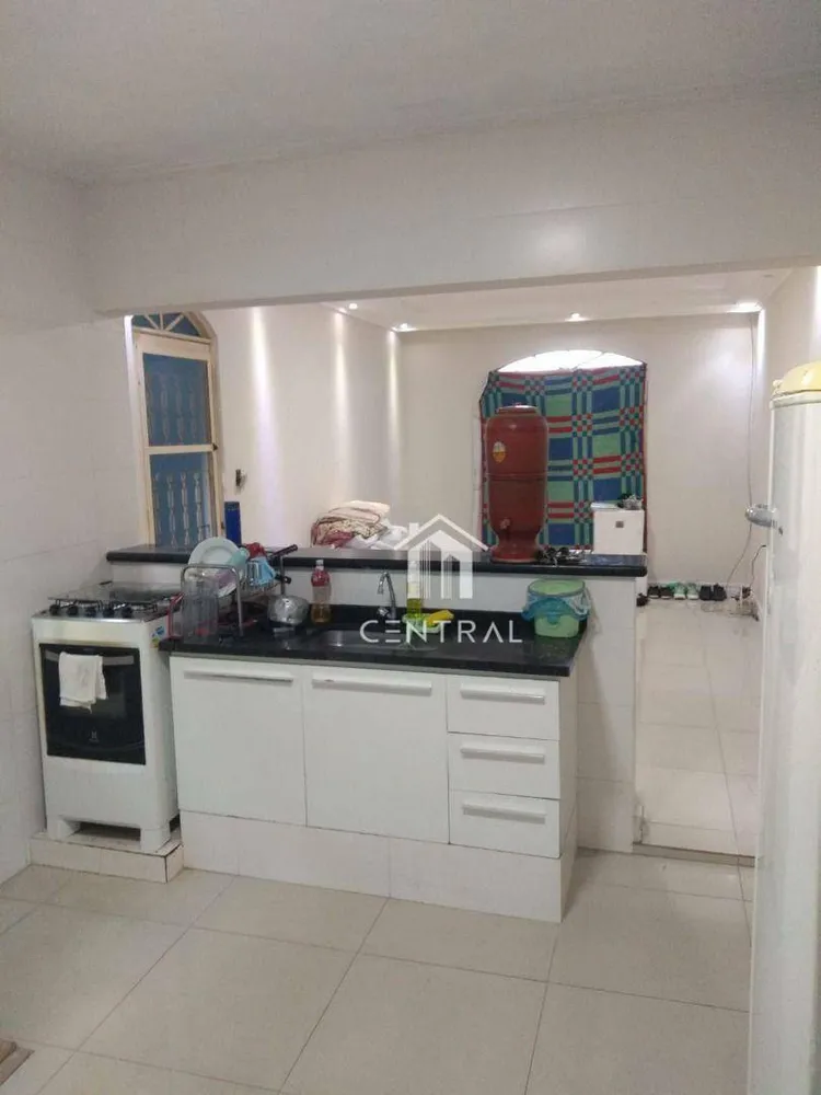 Sobrado, 3 quartos, 200 m² - Foto 2