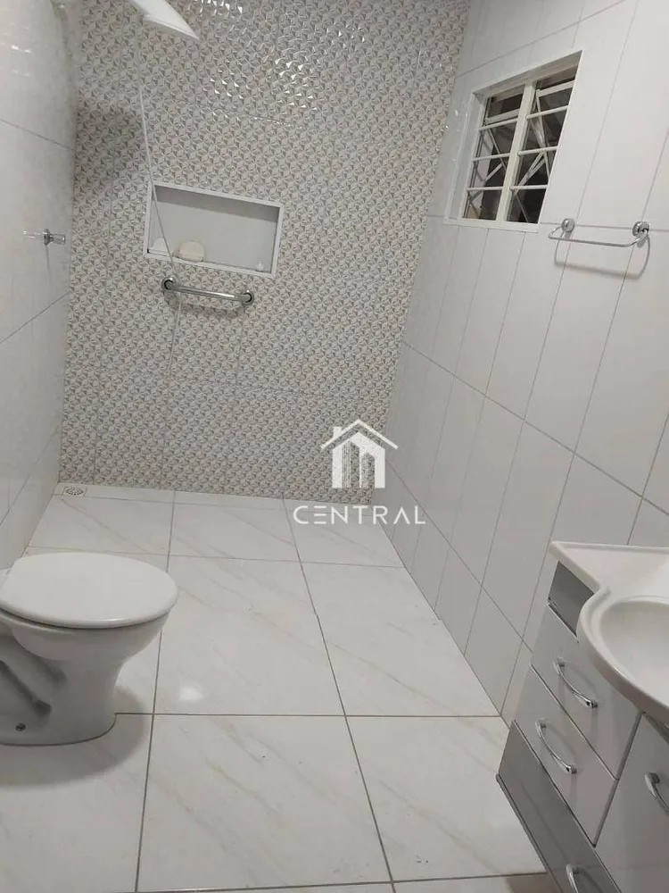 Casa, 4 quartos, 304 m² - Foto 1