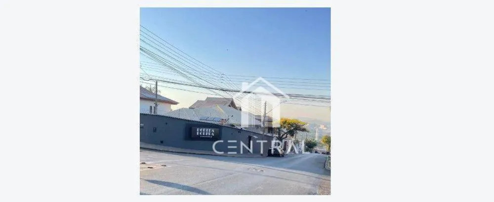 Casa, 3 quartos, 305 m² - Foto 2