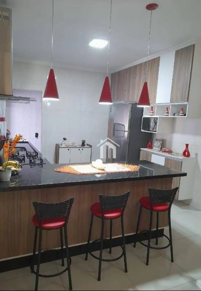 Casa, 3 quartos, 270 m² - Foto 3