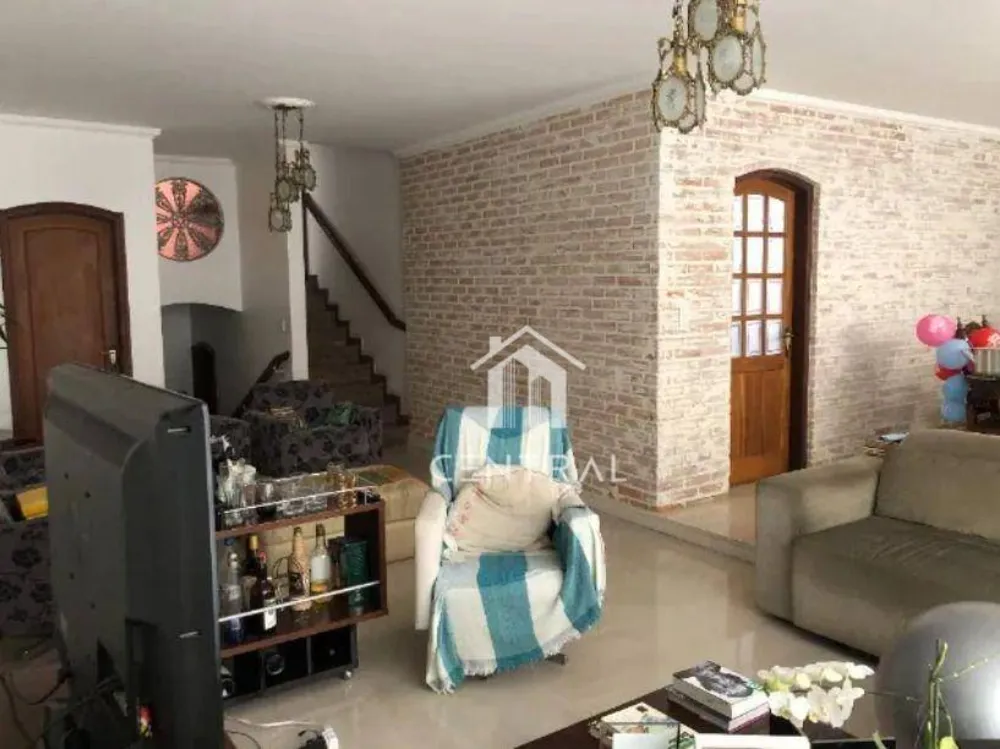 Sobrado, 3 quartos, 220 m² - Foto 2