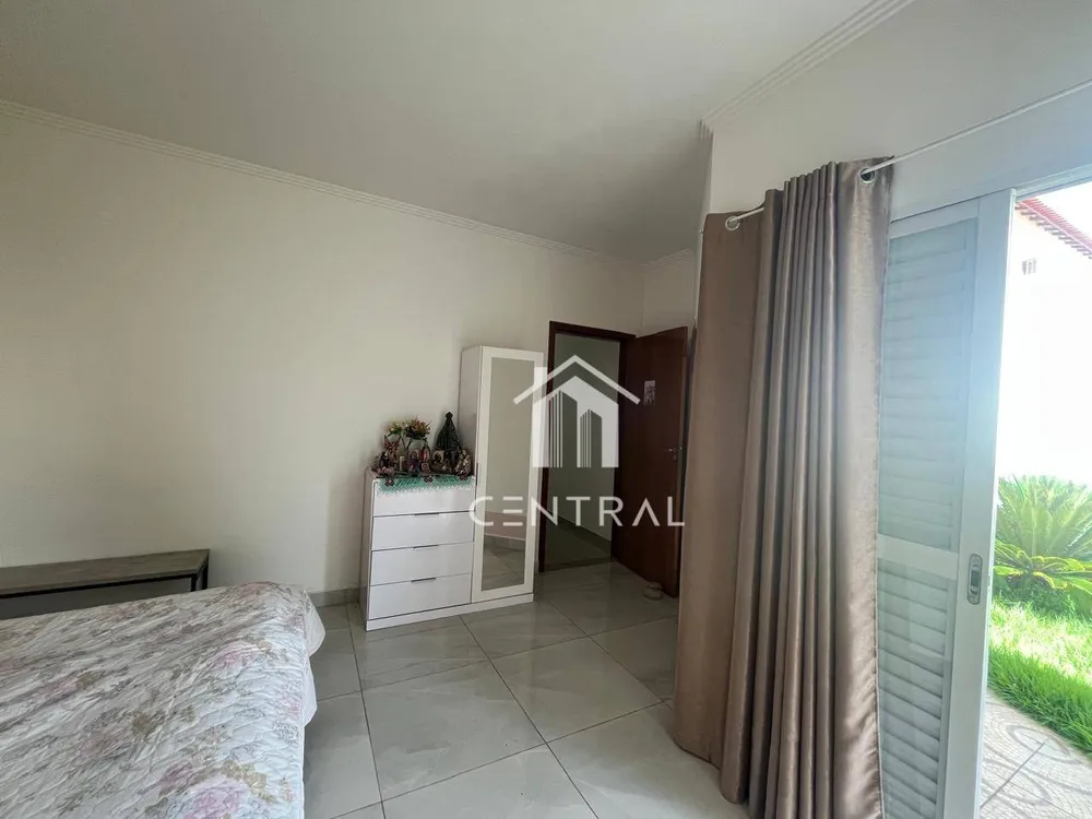 Casa, 3 quartos, 181 m² - Foto 9
