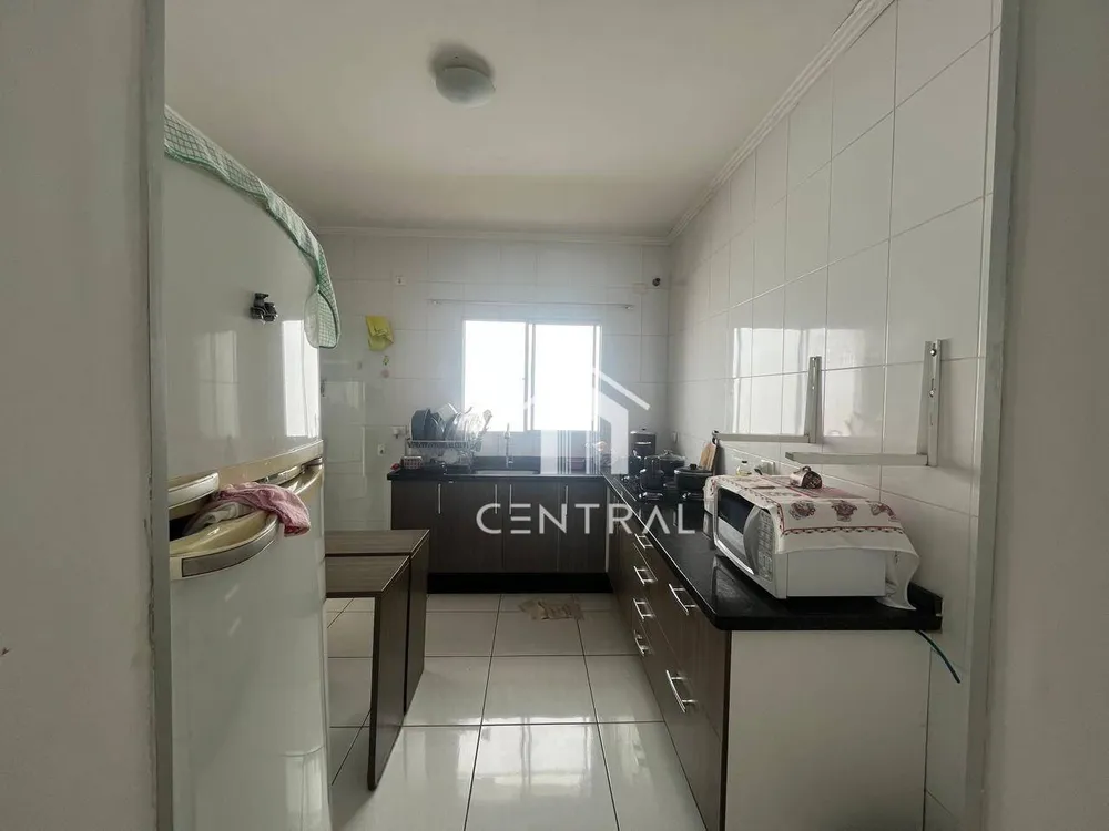 Casa, 3 quartos, 181 m² - Foto 4