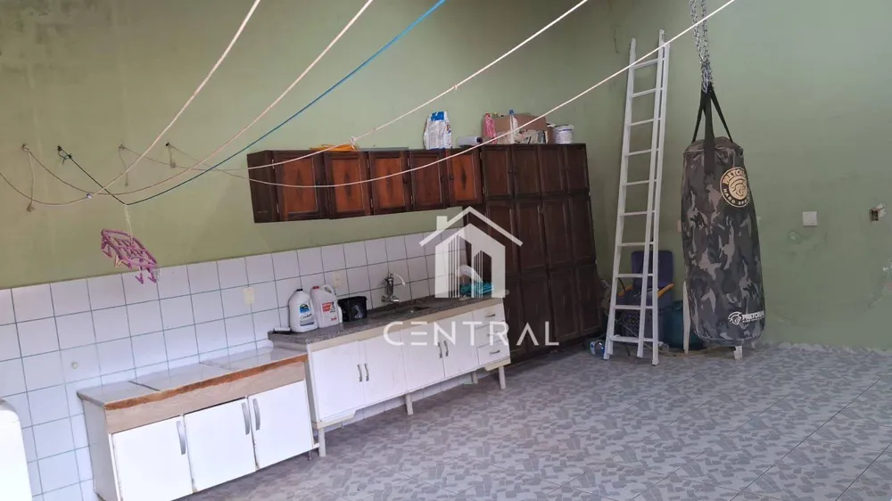 Casa, 5 quartos, 240 m² - Foto 11