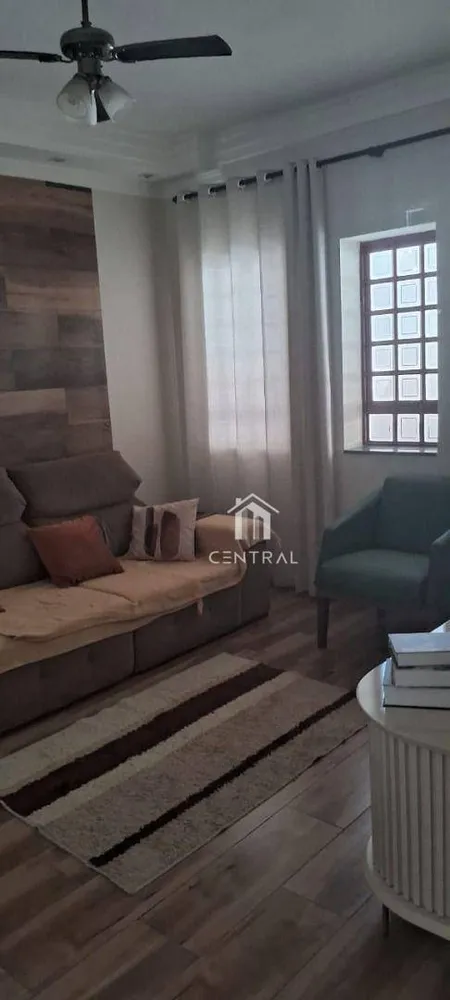 Casa, 5 quartos, 240 m² - Foto 3