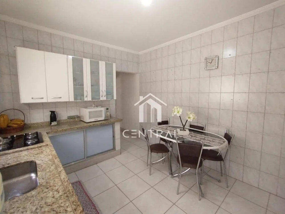 Casa, 3 quartos, 173 m² - Foto 4