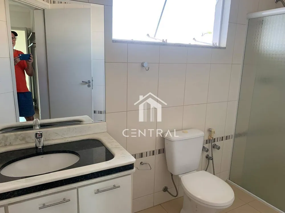Sobrado, 3 quartos, 264 m² - Foto 2