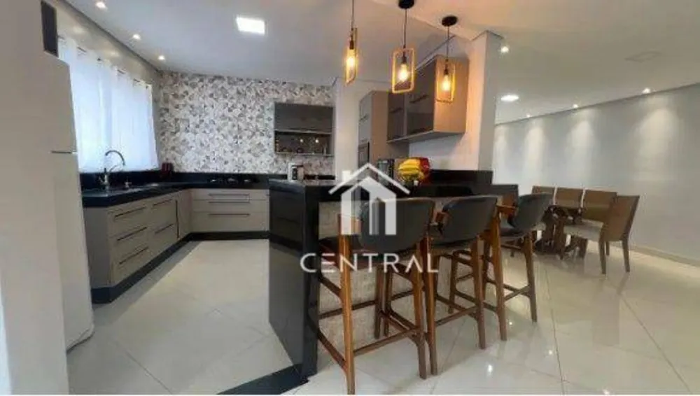 Casa, 3 quartos, 180 m² - Foto 2