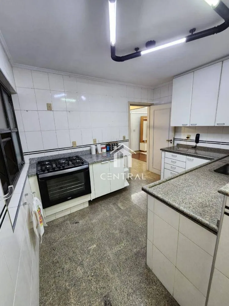 Apartamento, 3 quartos, 244 m² - Foto 9