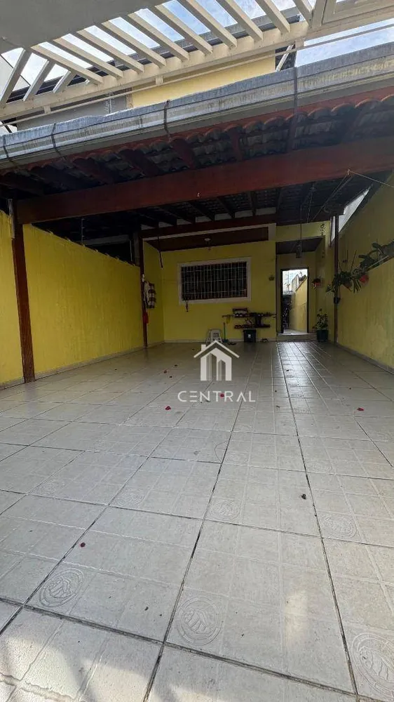 Sobrado, 3 quartos, 257 m² - Foto 1