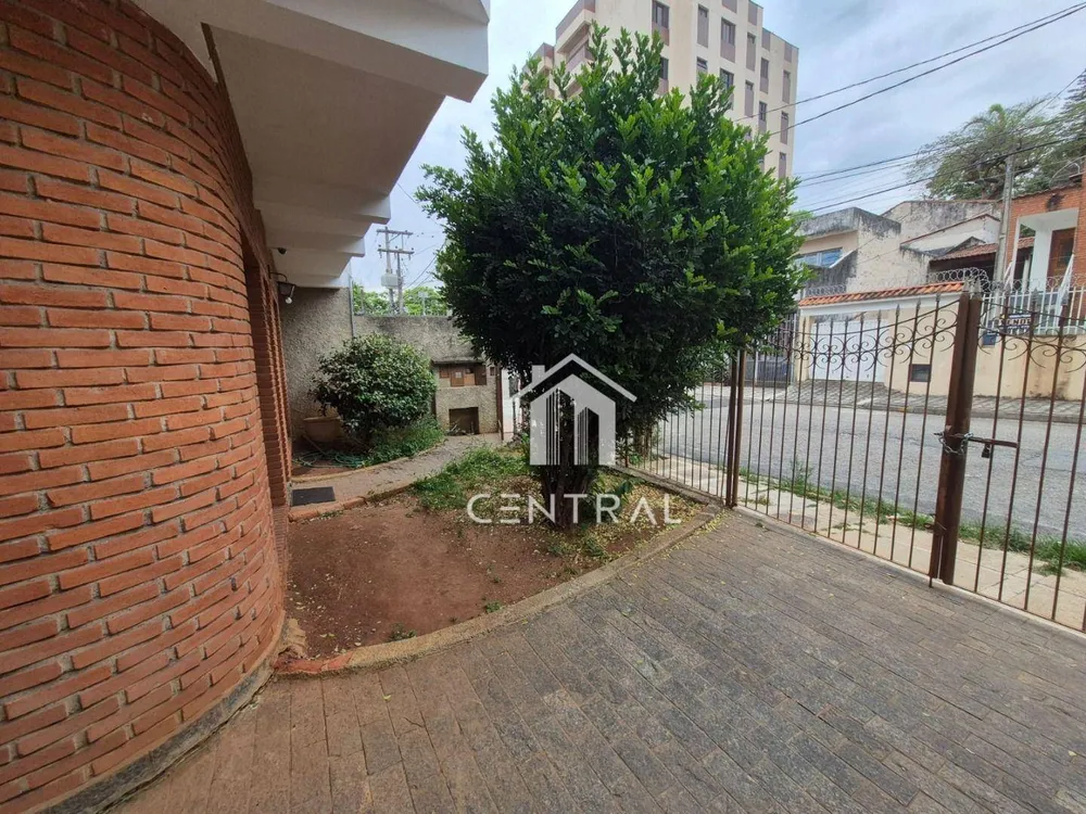 Sobrado, 3 quartos, 358 m² - Foto 1