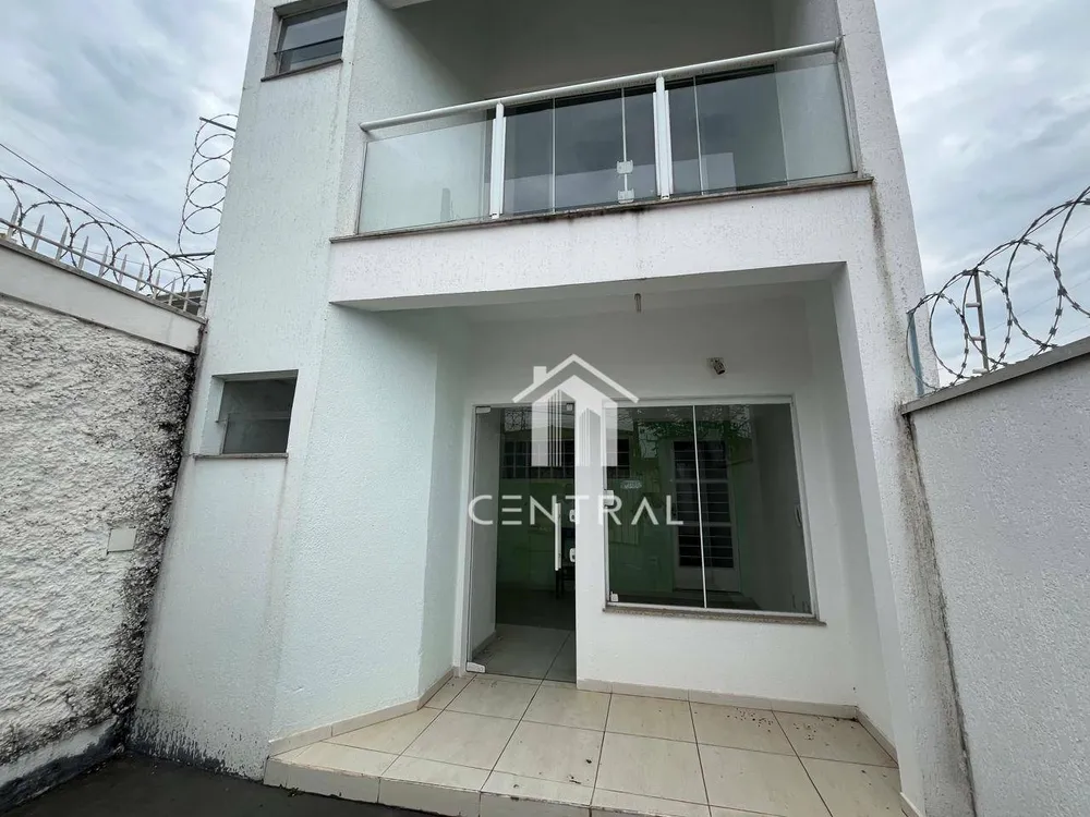 Sobrado, 177 m² - Foto 1