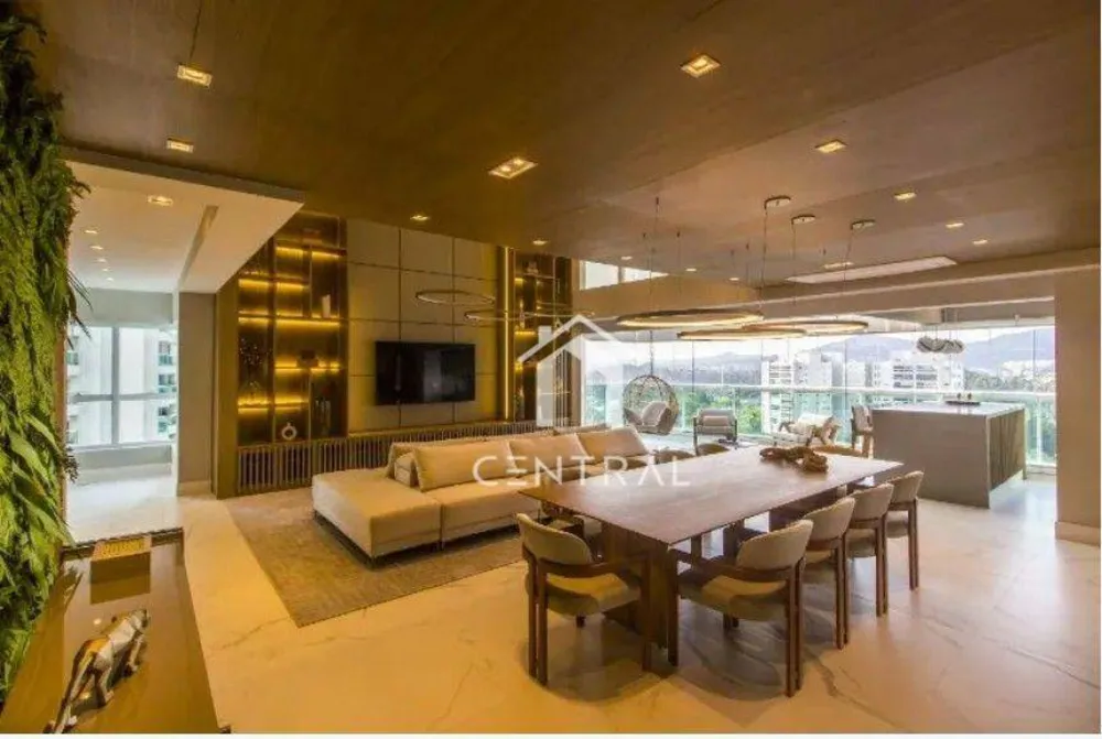 Apartamento, 3 quartos, 376 m² - Foto 1