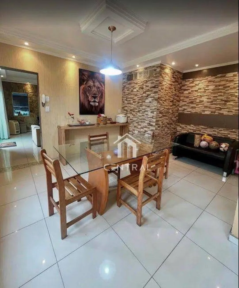 Sobrado, 3 quartos, 240 m² - Foto 4