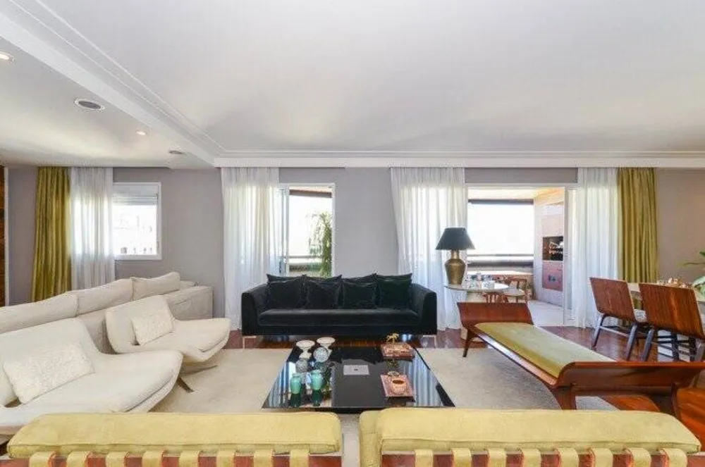 Apartamento, 3 quartos, 202 m² - Foto 1